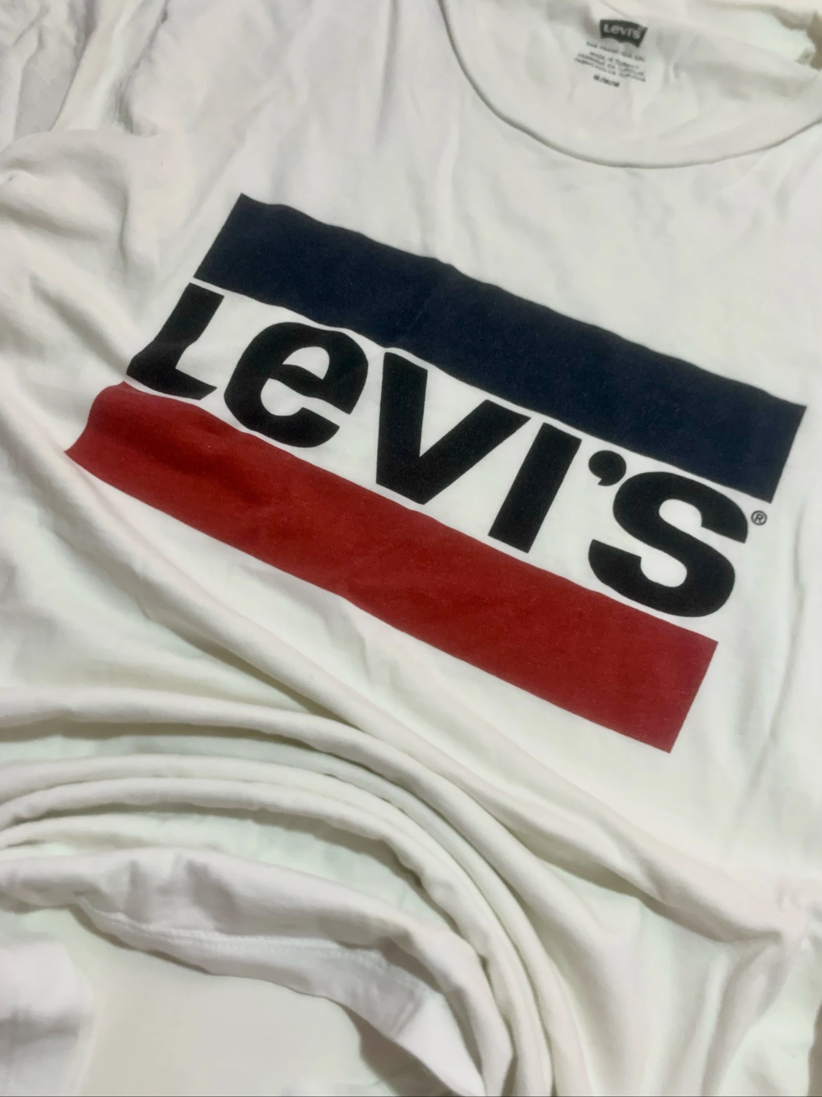 Levi’s Classic White Printed T-Shirt Size M – photo 2